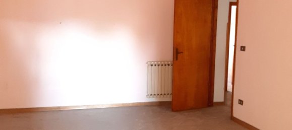 5 rooms House in Monsummano Terme, Italy No. 255001 7
