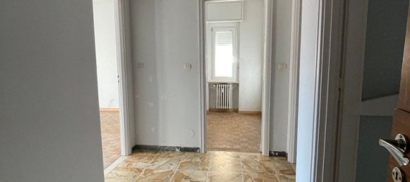 5 rooms Apartment in Canelli, Italy No. 92438 10