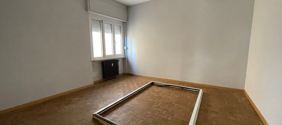 5 rooms Apartment in Canelli, Italy No. 92438 8