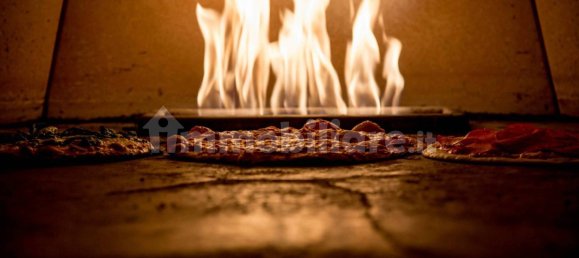 3غرفة عقار تجاري في Ostiglia, Italy رقم 71095 3