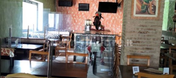 3غرفة عقار تجاري في Ostiglia, Italy رقم 71095 49