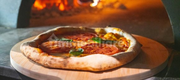 3غرفة عقار تجاري في Ostiglia, Italy رقم 71095 9