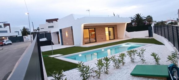 3 dormitorios villa en venta en Ciudad Quesada, Alicante, Comunidad Valenciana, Spain № 364892 21