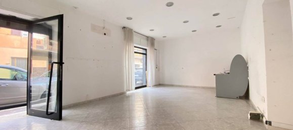 1غرفة عقار تجاري في Guidonia Montecelio, Italy رقم 104921 4