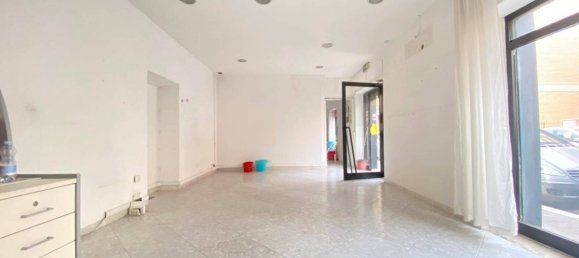 1غرفة عقار تجاري في Guidonia Montecelio, Italy رقم 104921 5