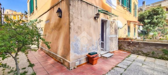 2 rooms Apartment in Rome, Italy No. 52648 13
