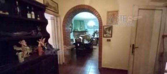 4 bedrooms Apartment in Cantagallo, Italy No. 365073 8