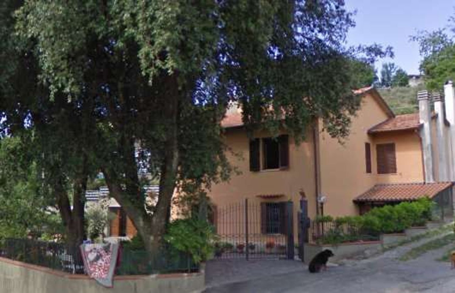 4 bedrooms Apartment in Cantagallo, Italy No. 365073