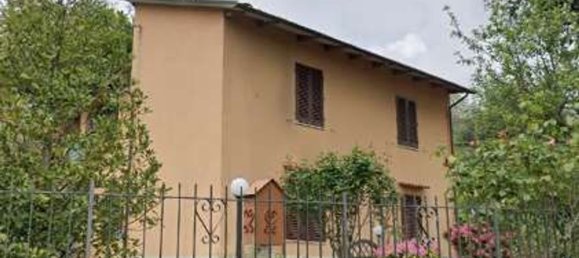 4 bedrooms Apartment in Cantagallo, Italy No. 365073 2