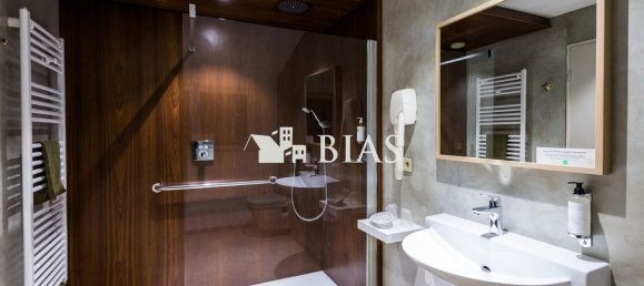 فندق في Brionne, France 1200متر مربع رقم 359460 4