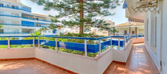4 bedrooms Apartment in Fuengirola, Spain No. 147616 3