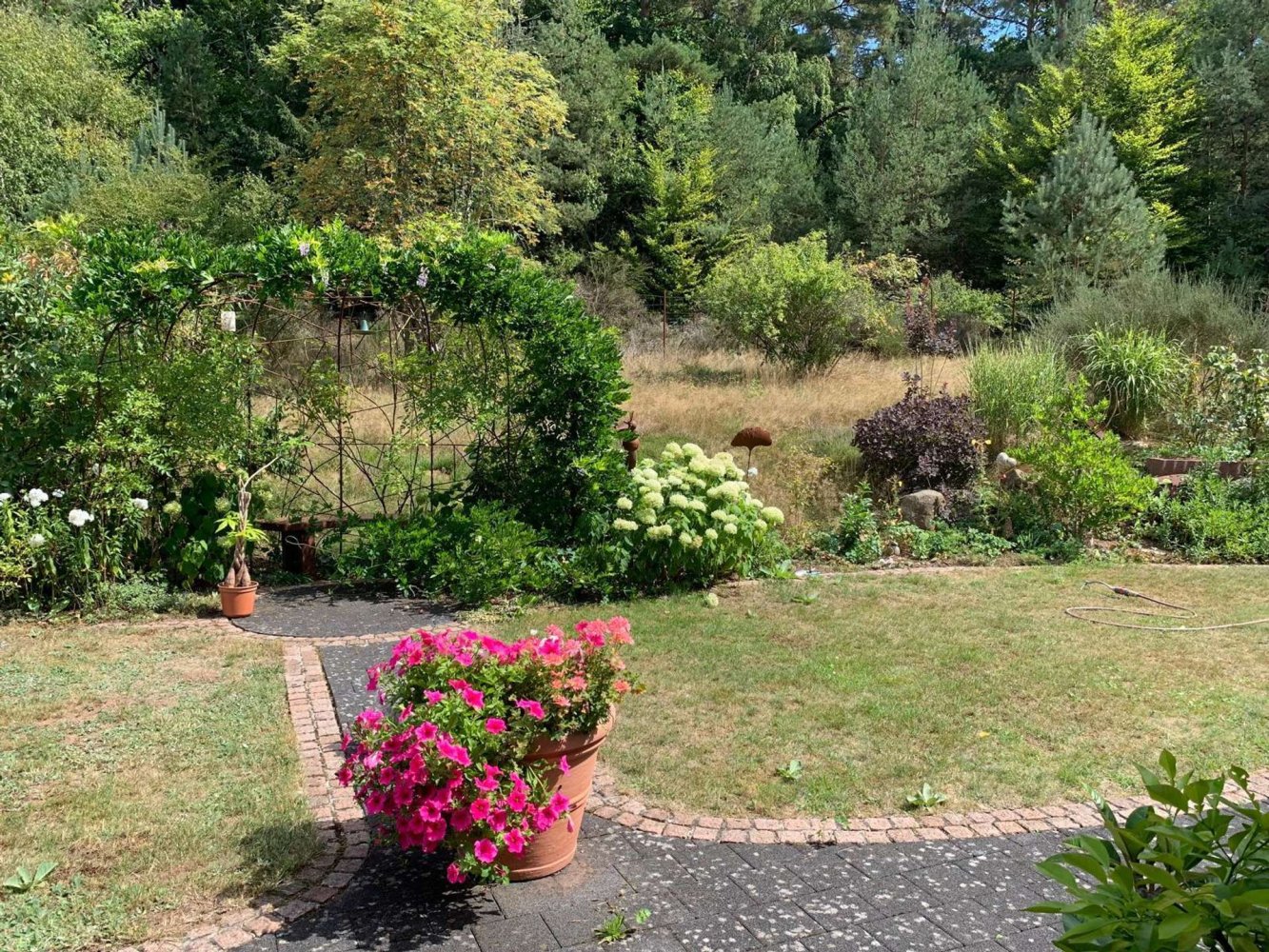 Квартира с 2 спальнями в Саарпфальц, Германия № 317876