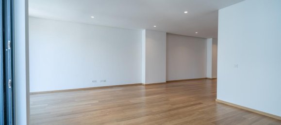 شقة 2 غرف نوم  في Porto, Portugal رقم 6648 4