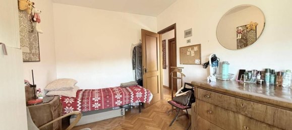 5 rooms Apartment in Scandicci, Italy No. 40804 23