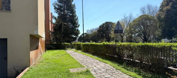 5 rooms Apartment in Scandicci, Italy No. 40804 40