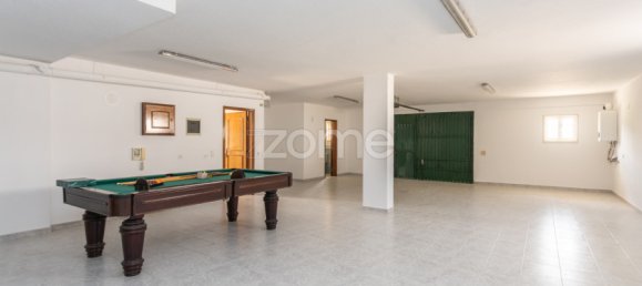 6 غرف نوم منزل في Rio de Mouro, Portugal رقم 301714 23