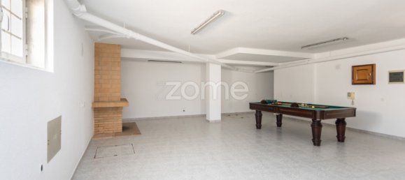 6 غرف نوم منزل في Rio de Mouro, Portugal رقم 301714 22