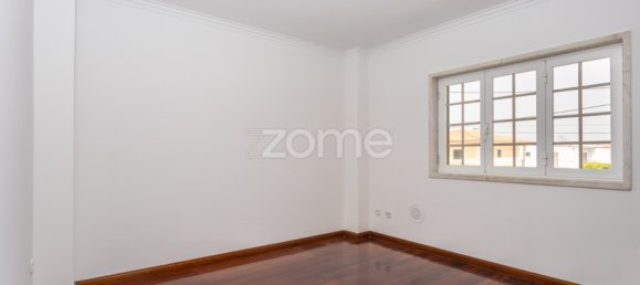 6 غرف نوم منزل في Rio de Mouro, Portugal رقم 301714 33