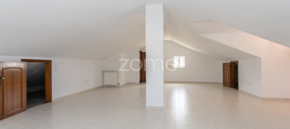 6 غرف نوم منزل في Rio de Mouro, Portugal رقم 301714 40