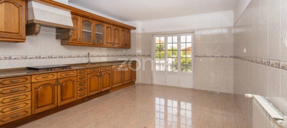 6 غرف نوم منزل في Rio de Mouro, Portugal رقم 301714 42