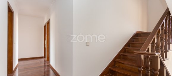 6 غرف نوم منزل في Rio de Mouro, Portugal رقم 301714 27