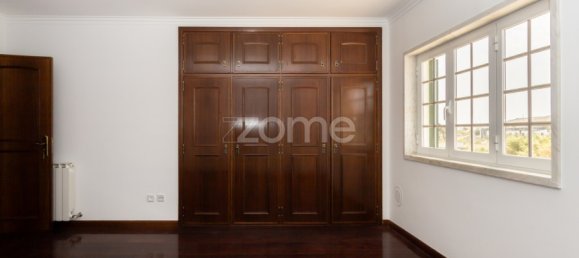 6 غرف نوم منزل في Rio de Mouro, Portugal رقم 301714 37