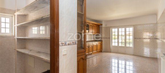 6 غرف نوم منزل في Rio de Mouro, Portugal رقم 301714 41