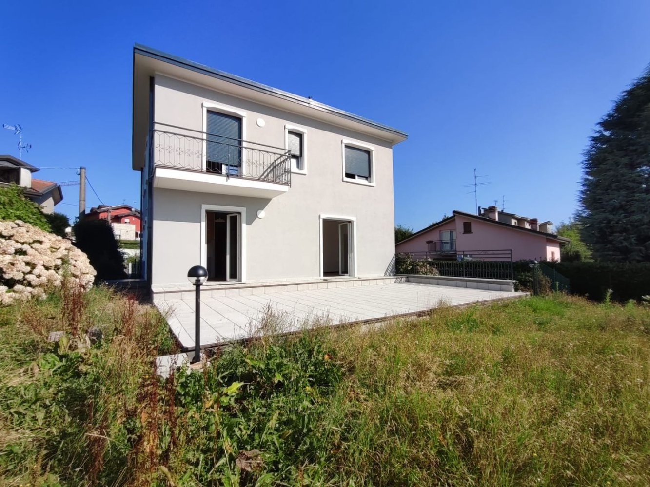 3-Zimmer Wohnung in Inverigo, Italy, Nr. 333688