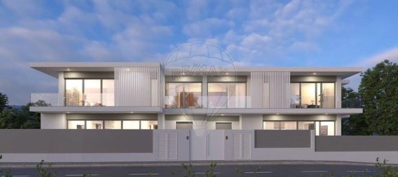 740m² Land in Cascais, Portugal No. 77251 4