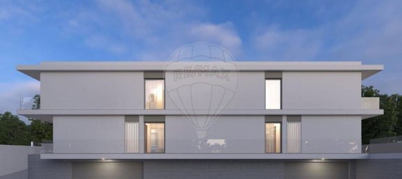 740m² Land in Cascais, Portugal No. 77251 2