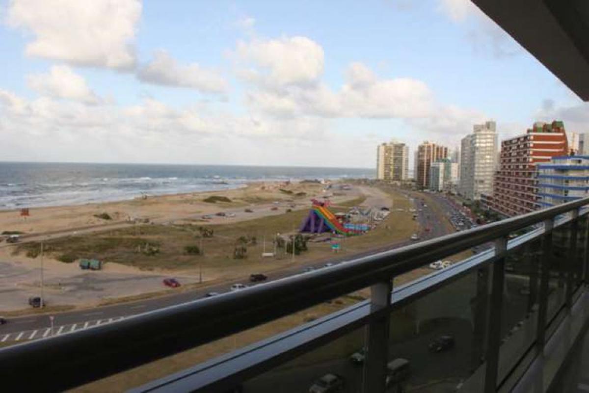 4 bedrooms Apartment in Maldonado, Uruguay No. 6329