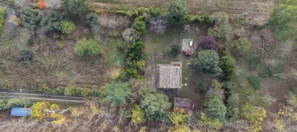 2 bedrooms House in Volterra, Italy No. 151 5