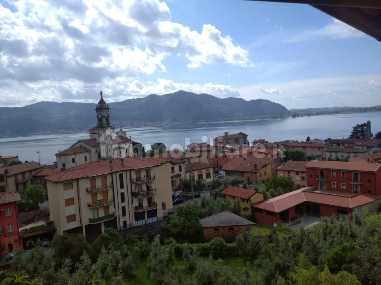 2 غرف نوم شقة في Predore, Italy رقم 380948