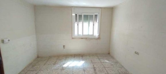 3 Schlafzimmer Haus in Pina de Ebro, Spain, Nr. 62016 3