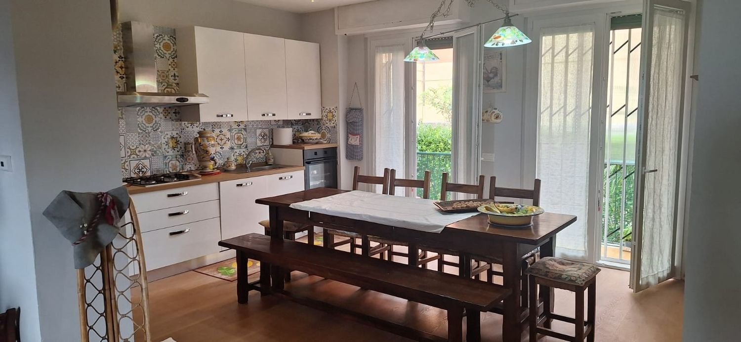 5 bedrooms Apartment in Perugia, Italy No. 322710