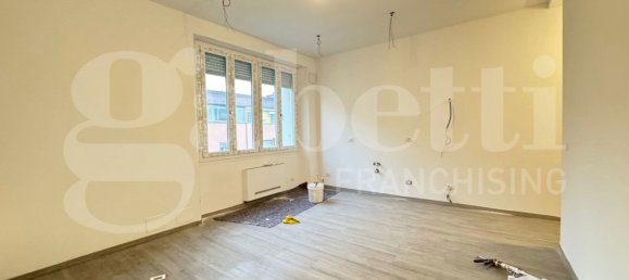 2 Schlafzimmer Wohnung in Bologna, Italy, Nr. 164796 11