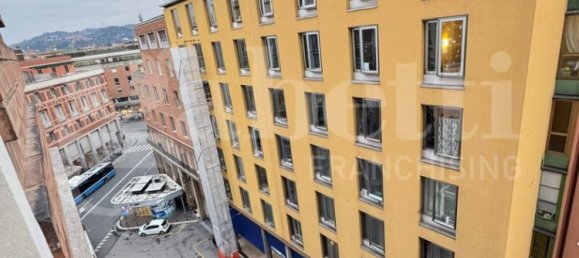 2 Schlafzimmer Wohnung in Bologna, Italy, Nr. 164796 18