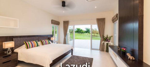 4 bedrooms Villa in Hua Hin, Thailand No. 23402 10