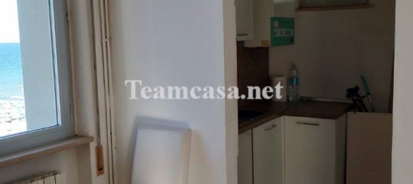 2 bedrooms Apartment in Pesaro, Italy No. 373919 2