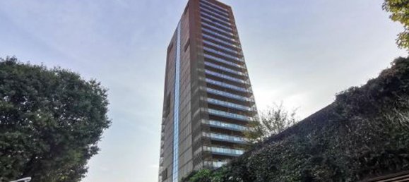 Studio in Milan, Italy No. 246181 14