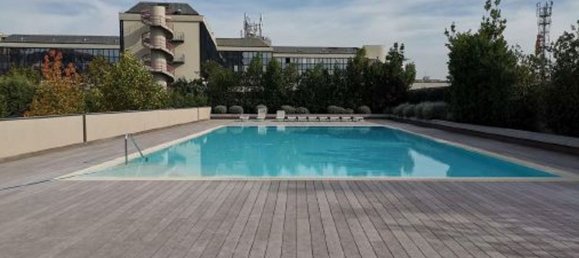 Studio in Milan, Italy No. 246181 4