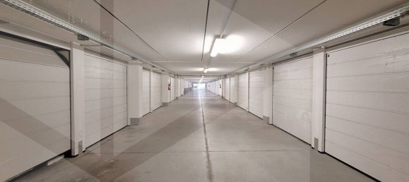 1غرفة مرآب في Carpi, Italy رقم 18732 4