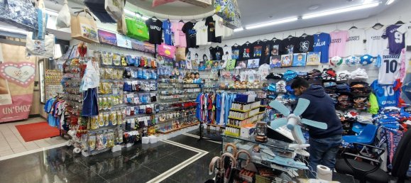 Propiedad comercial en Naples, Italy 50 m² No. 325232 3