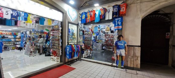 Propiedad comercial en Naples, Italy 50 m² No. 325232 2