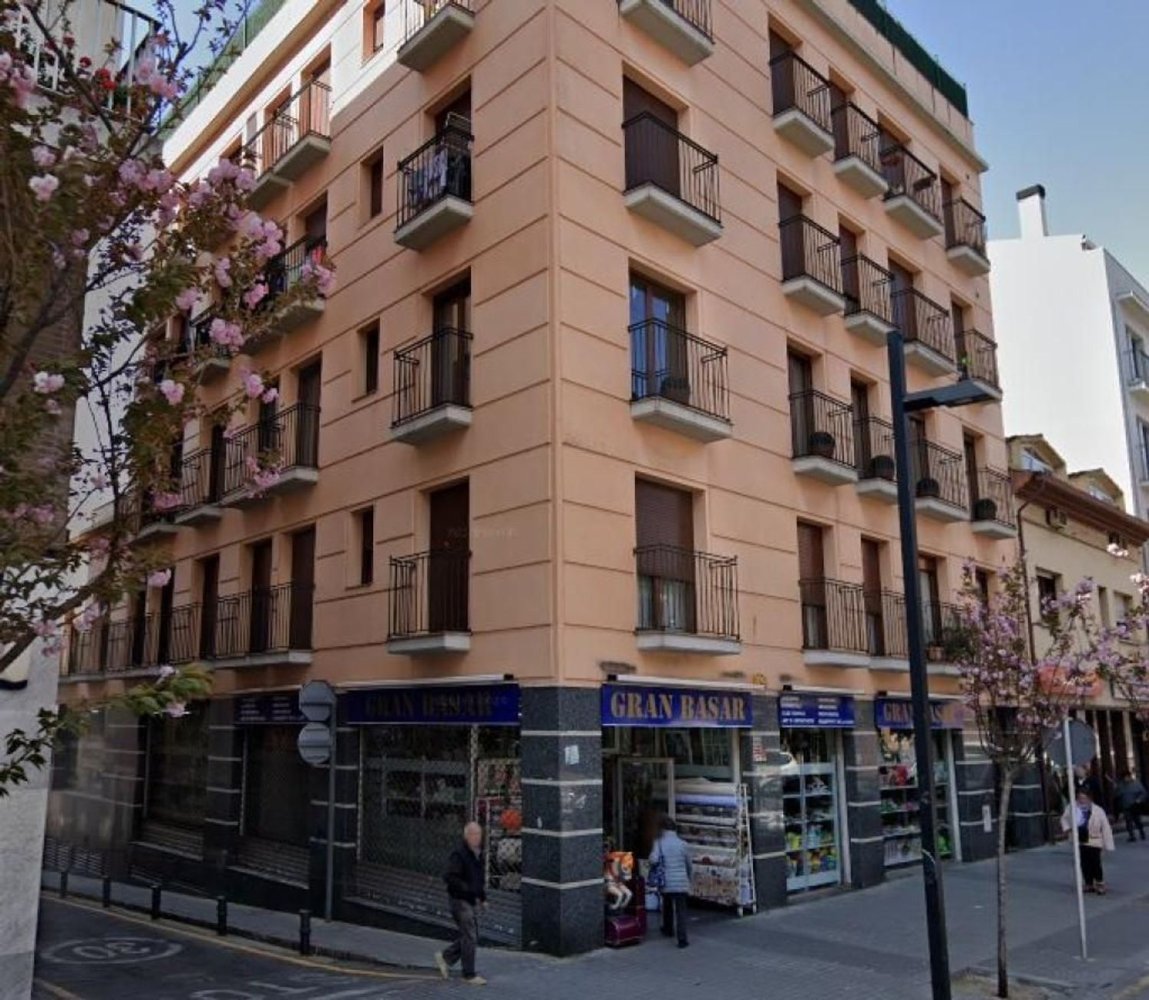 8m² Garage in Ripollet, Spain No. 208577