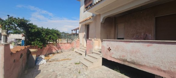 3 bedrooms Apartment in Pomezia, Italy No. 339448 13