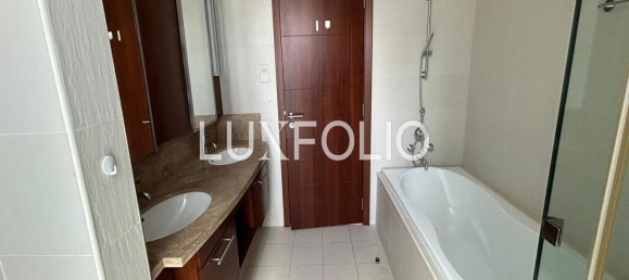 Квартира с 2 спальнями в Даунтаун Дубай (Даунтаун Бурдж Дубай), ОАЭ № 100739 11