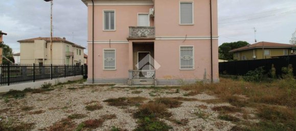 3 Schlafzimmer Villa in Tromello, Italy, Nr. 259952 9
