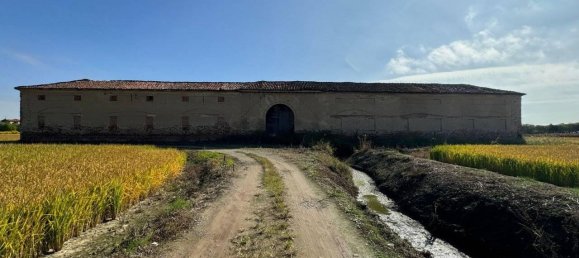 Casa de 4 divisões em Vercelli, Italy N.º 176131 6