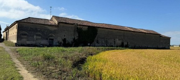 Casa de 4 divisões em Vercelli, Italy N.º 176131 5